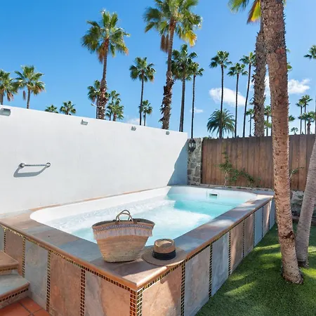 Holiday home Exclusive With Private Pool *